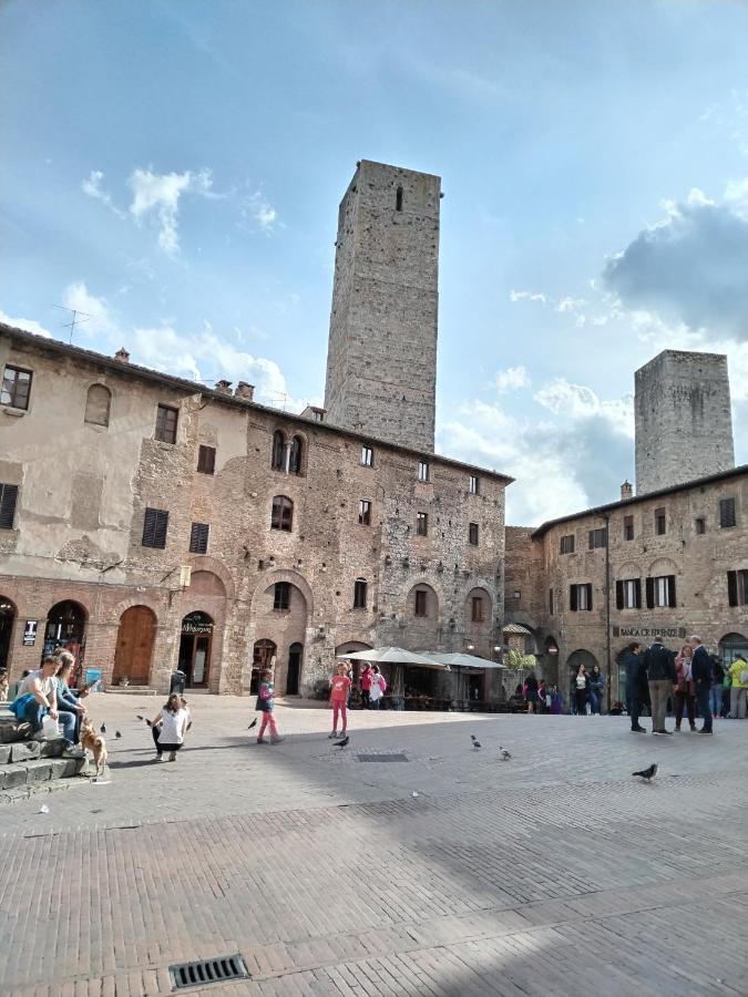 Appartamento Cisterna 33 San Gimignano Exterior foto